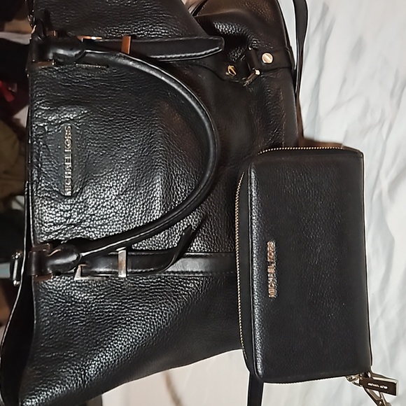 MK Pebble Grain Leather Satchel and Wallet - Picture 1 of 6